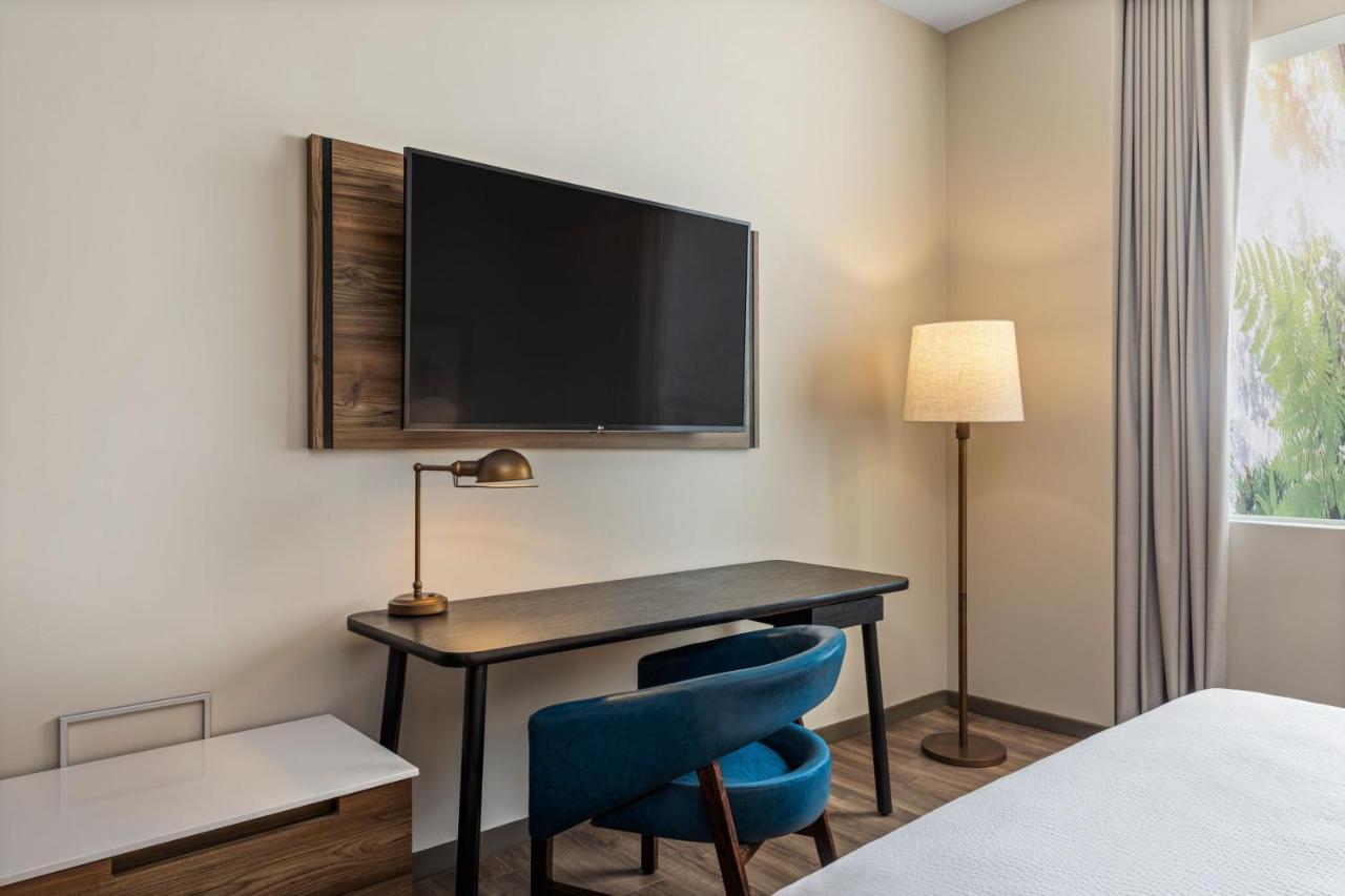 Fairfield By Marriott San Jose Airport 4*