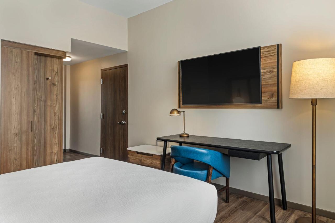 Hotel Fairfield By Marriott San Jose Airport
